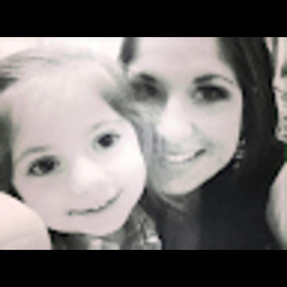 Meet your Posher, Jen - Picture 1 of 1